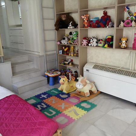 Artemis Villa Near Athens Airport Markópoulon Екстериор снимка