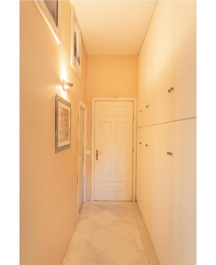Artemis Villa Near Athens Airport Markópoulon Екстериор снимка