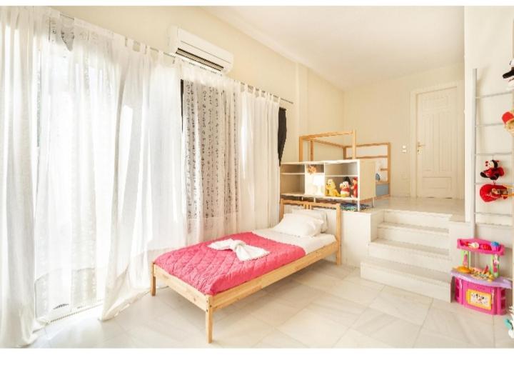 Artemis Villa Near Athens Airport Markópoulon Екстериор снимка